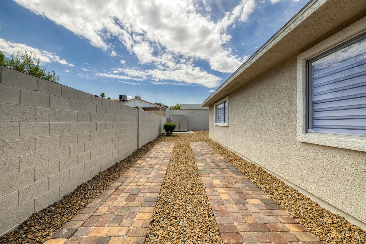 Single Story Minutes From Summerlin With Rv Parking & Dog Friendly ラスベガス エクステリア 写真